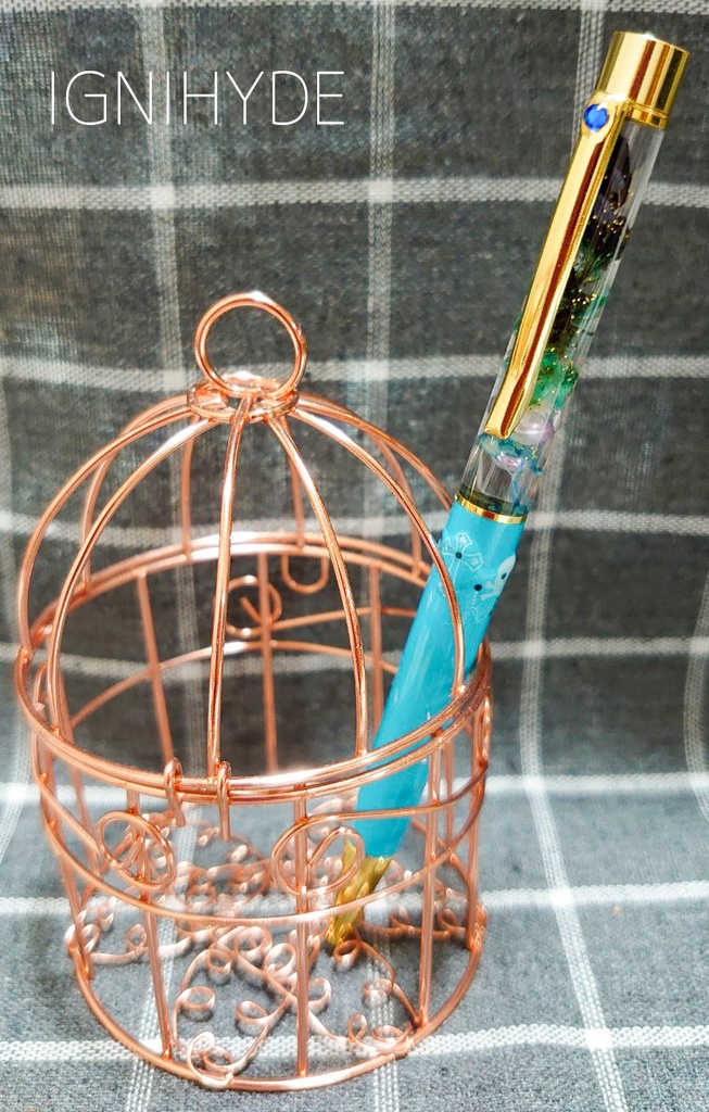 【ツイステッドワンダーランド】ハーバリウムボールペン【寮イメージ】