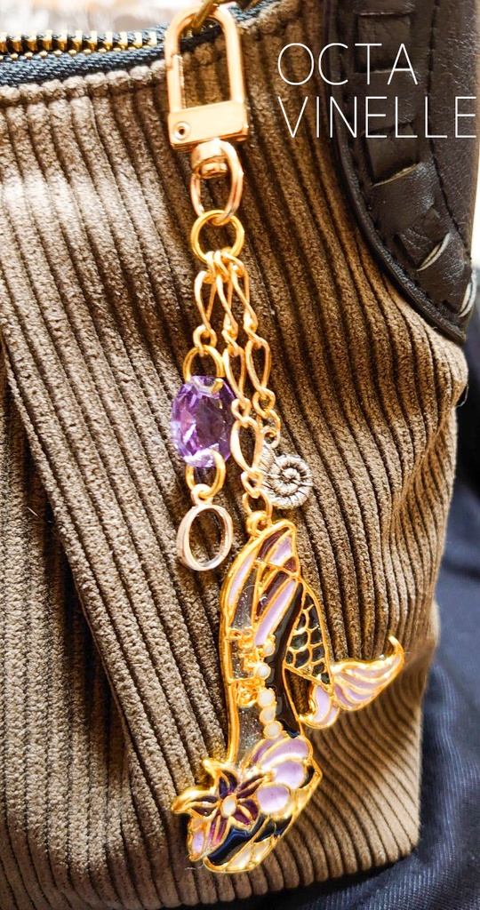 【ツイステッドワンダーランド】寮イメージバッグチャーム【ハーツ・オクタ・スカラビア・ディアソムニア】