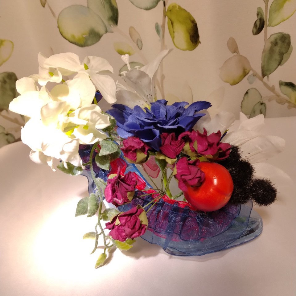 【ポムフィオーレ寮イメージ】ヒールの靴&フラワーインテリア【ツイステッドワンダーランド】