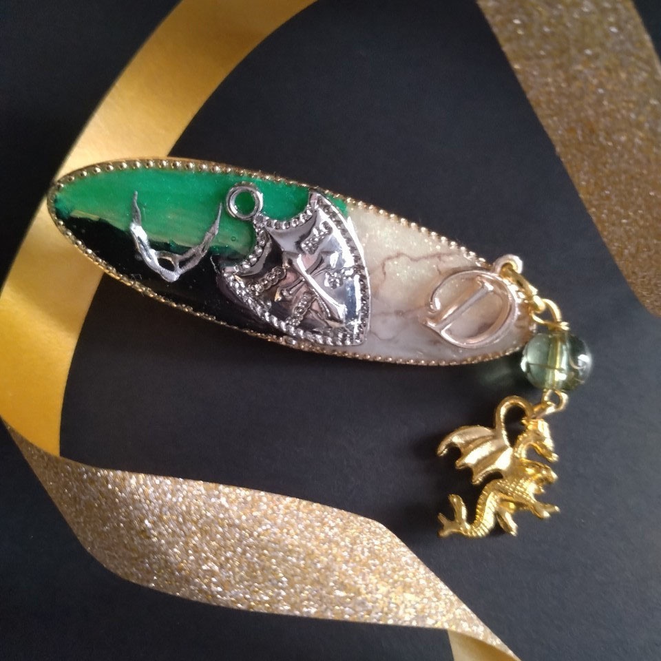 ディアソムニア寮イメージイニシャルバレッタ【ツイステッドワンダーランド】