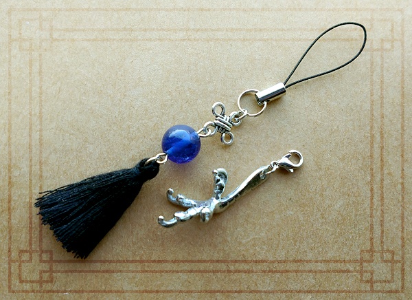 【十二国記概念アクセサリー】白雉の足イメージストラップ