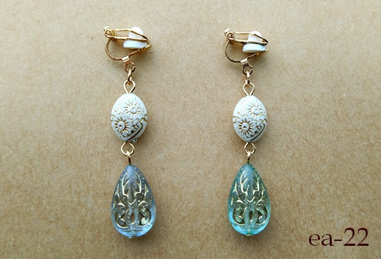 バラエティオーナメントのイヤリング(バリエーション有)