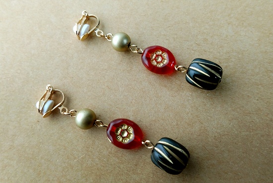 バラエティオーナメントのイヤリング(バリエーション有)