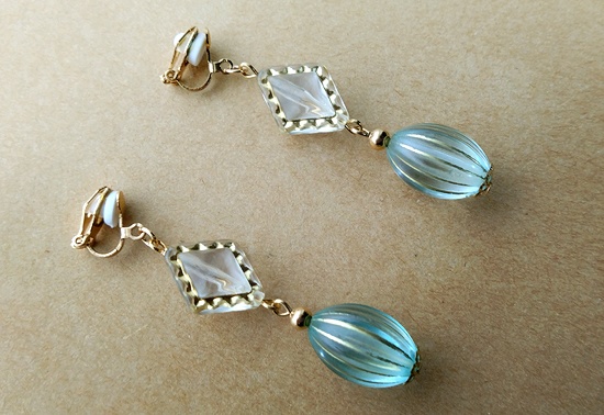 バラエティオーナメントのイヤリング(バリエーション有)