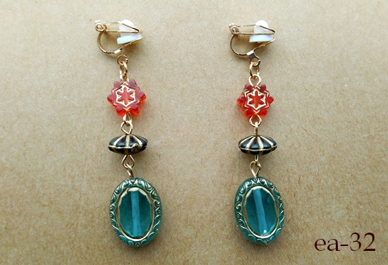 バラエティオーナメントのイヤリング(バリエーション有)