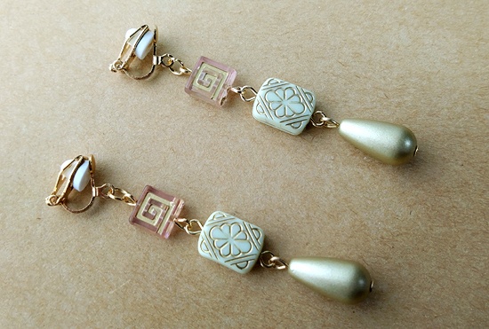 バラエティオーナメントのイヤリング(バリエーション有)