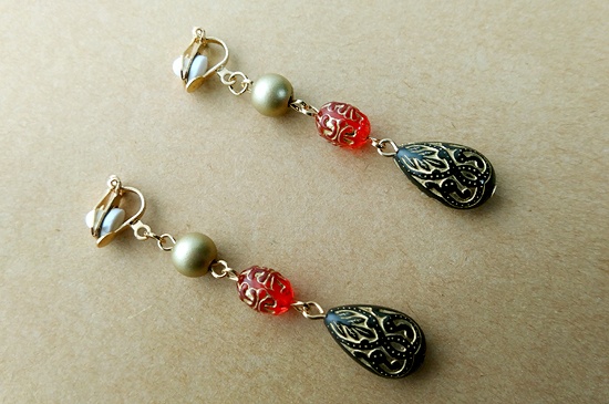 バラエティオーナメントのイヤリング(バリエーション有)