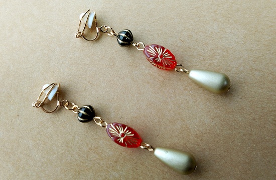 バラエティオーナメントのイヤリング(バリエーション有)