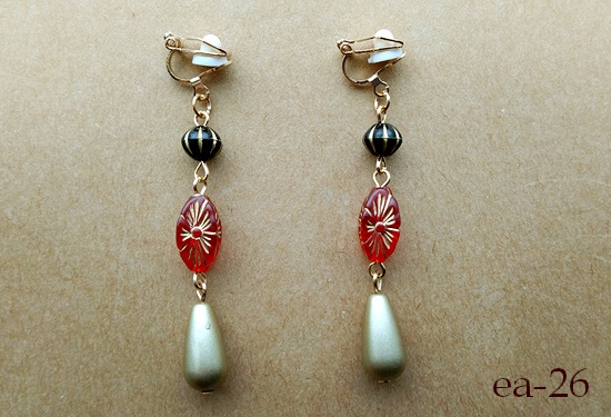 バラエティオーナメントのイヤリング(バリエーション有)