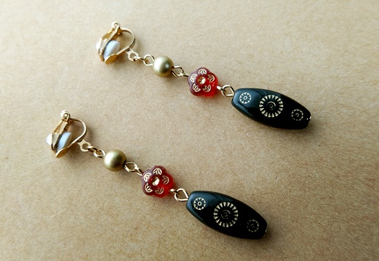 バラエティオーナメントのイヤリング(バリエーション有)