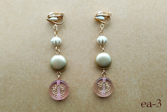 バラエティオーナメントのイヤリング(バリエーション有)