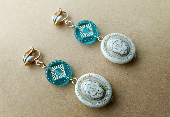 バラエティオーナメントのイヤリング(バリエーション有)