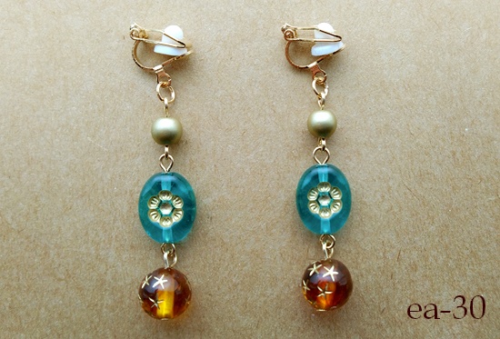 バラエティオーナメントのイヤリング(バリエーション有)