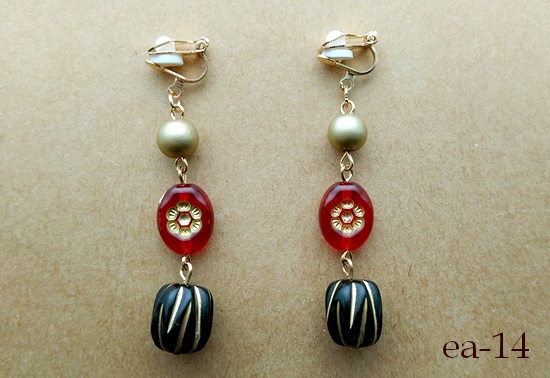 バラエティオーナメントのイヤリング(バリエーション有)