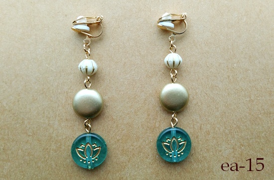 バラエティオーナメントのイヤリング(バリエーション有)