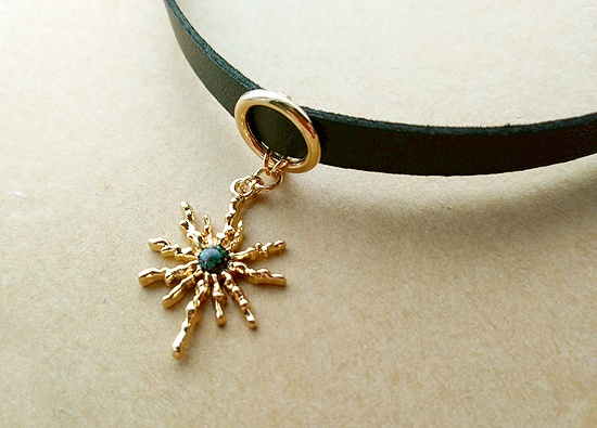 スパークルモチーフチョーカー(ブラックオパール)