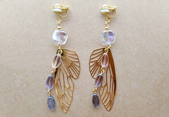 妖精の翅イヤリング