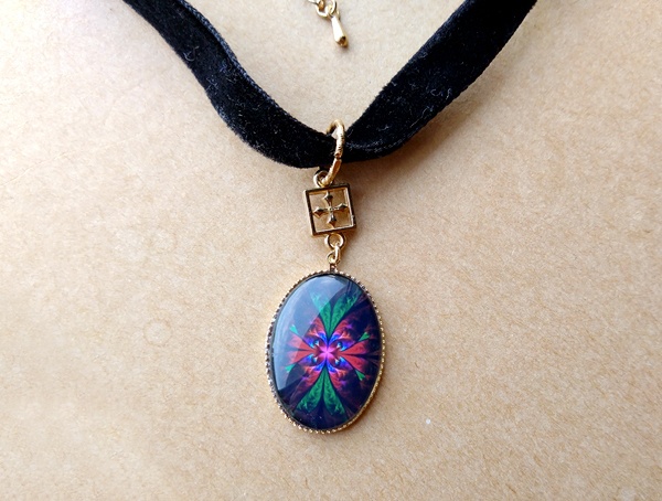 カボションペンダントのベロアリボンチョーカー