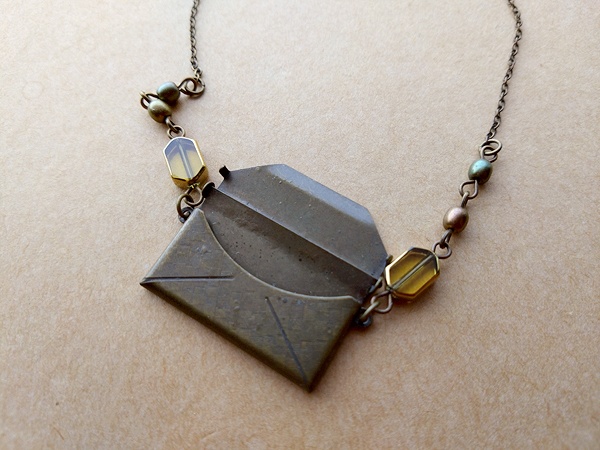 レターロケットチャームのネックレス(大)