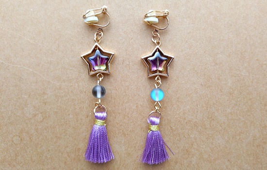 メタルスターのシルクタッセルイヤリング（A）