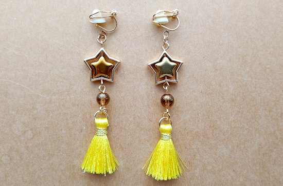 メタルスターのシルクタッセルイヤリング(B)