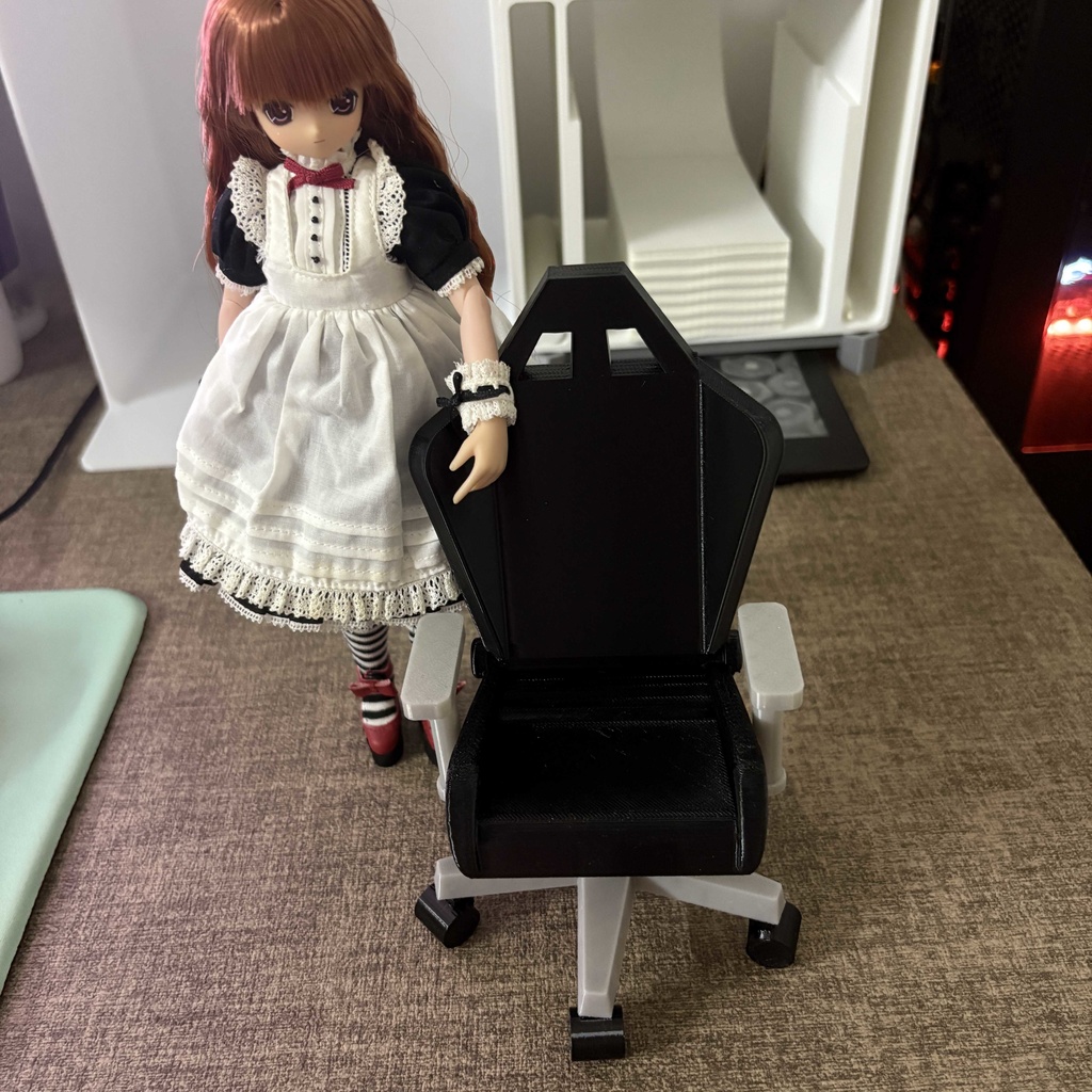 1/6　チェア　ゲーミングチェア　アゾン　AZONE　椅子　情景モデル　ジオラマ用品　撮影小物　ディスプレイ用　可動フィギュア　ドールハウス家具　ミニチュア椅子　肘掛け取り外し可