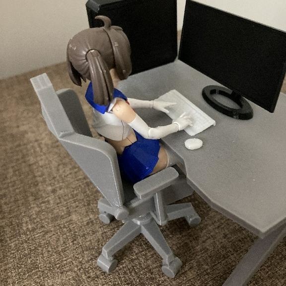 1/12　パソコンデスク　ミニチュア家具　PCデスク　モニター　キーボード　マウス　情景小物　ジオラマ　メガミデバイス　figma　アクションフィギュア