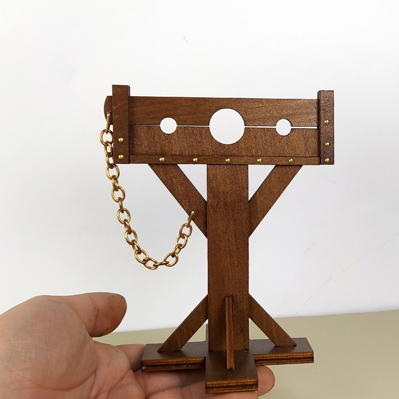 1/12　枷　首枷　木製