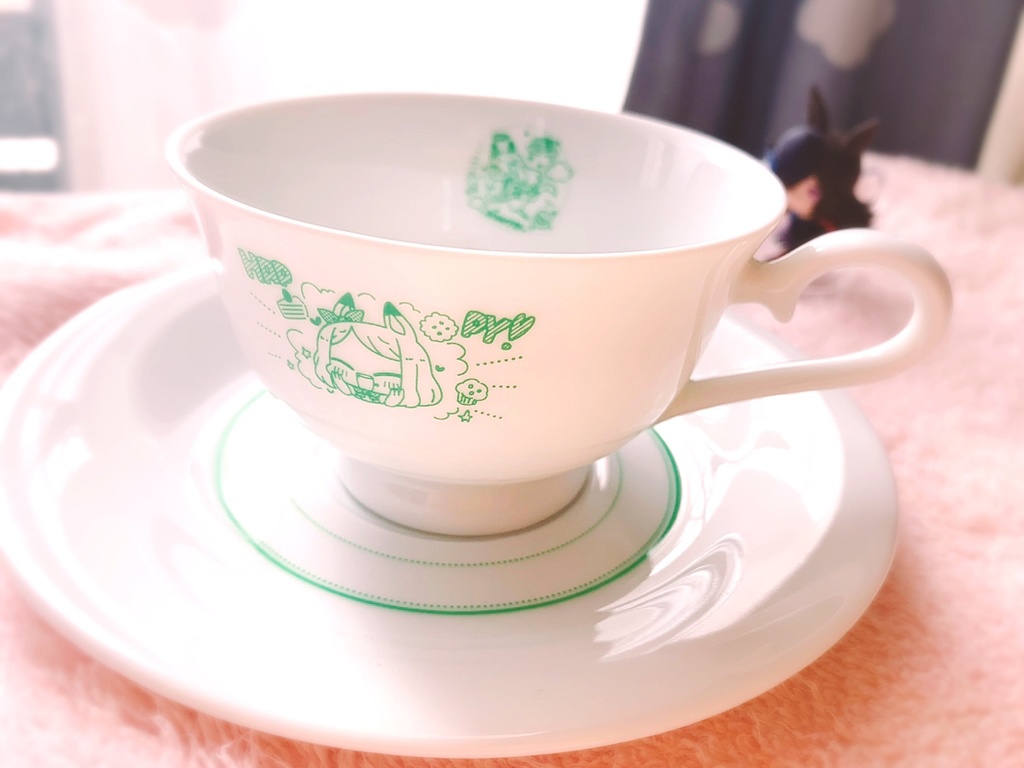 メジロマックイーンのティーカップ&ソーサーですわ!