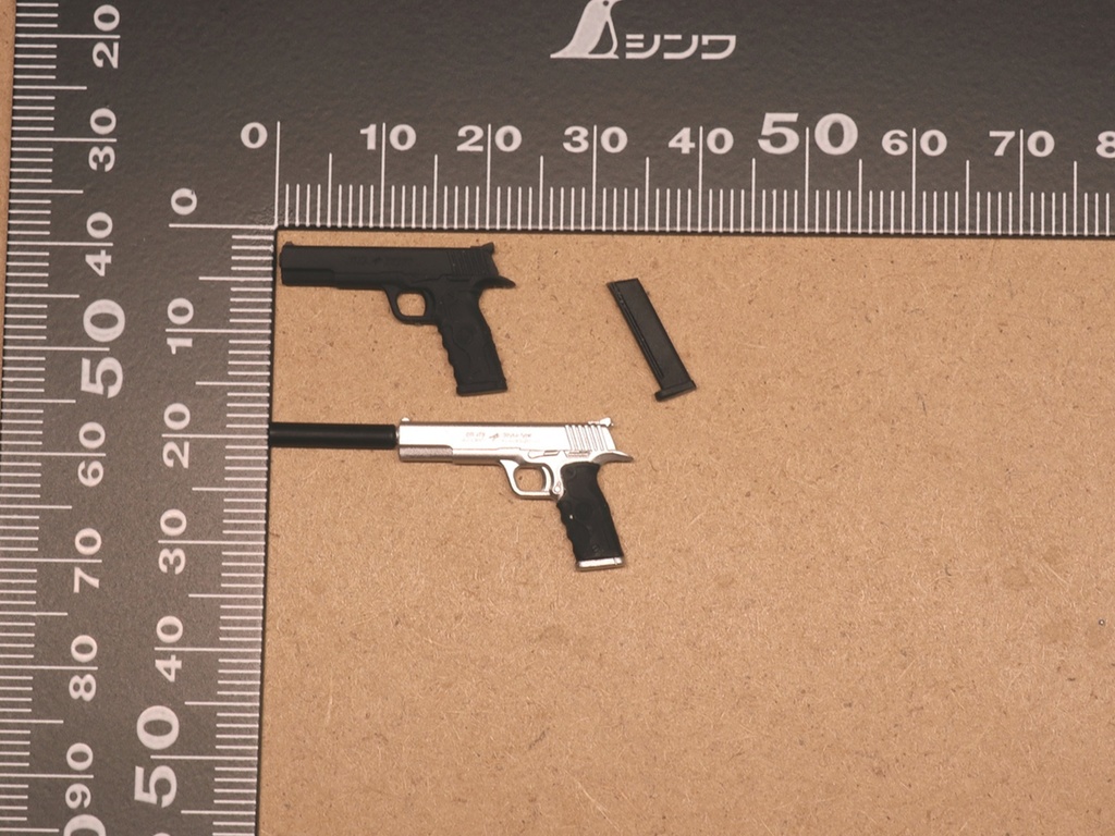 ハンドガン DR 47S