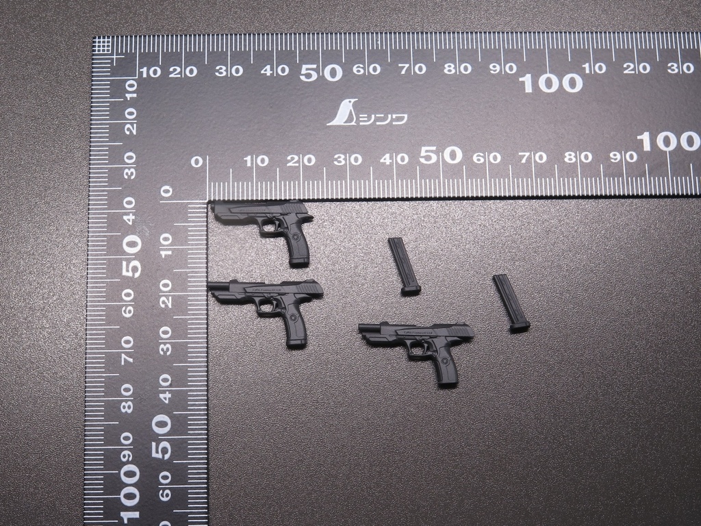 ハンドガン E38M1