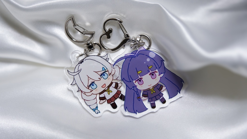 C107 アクリルキーホルダー