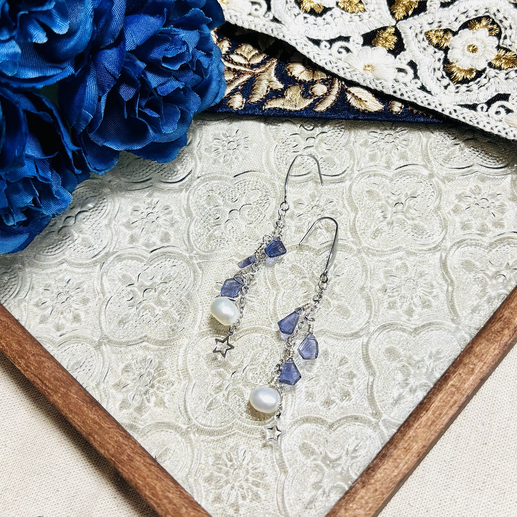 壬猫概念アクセサリー『菫青石の流星（銀）』