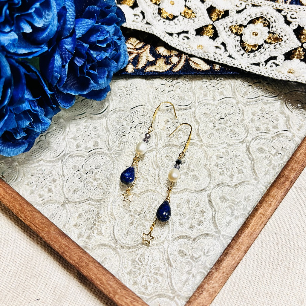 壬猫概念アクセサリー『瑠璃の雫（金）』