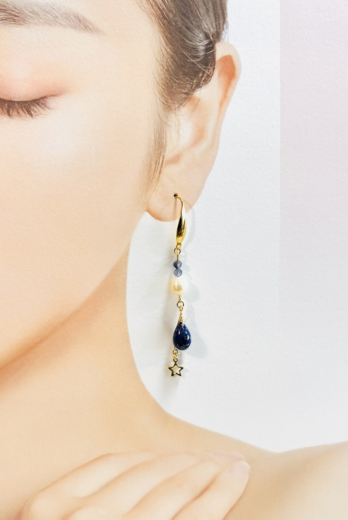 壬猫概念アクセサリー『瑠璃の雫(金)』