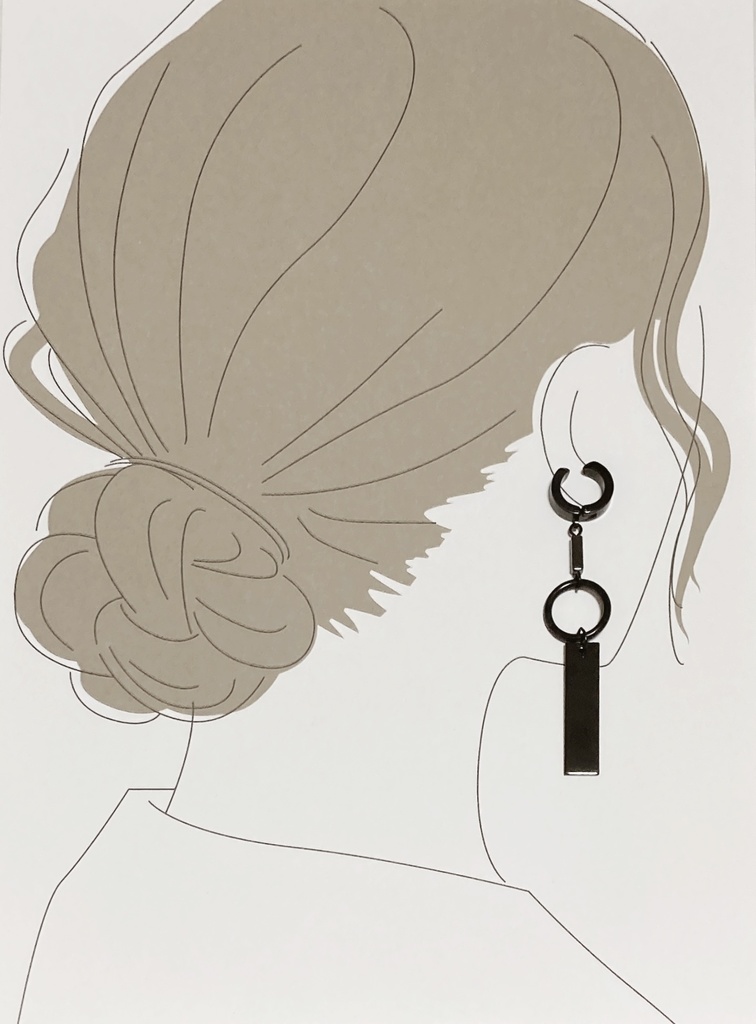 ローレン・イロアス にじさんじ バンド衣装イメージピアス/イヤリング