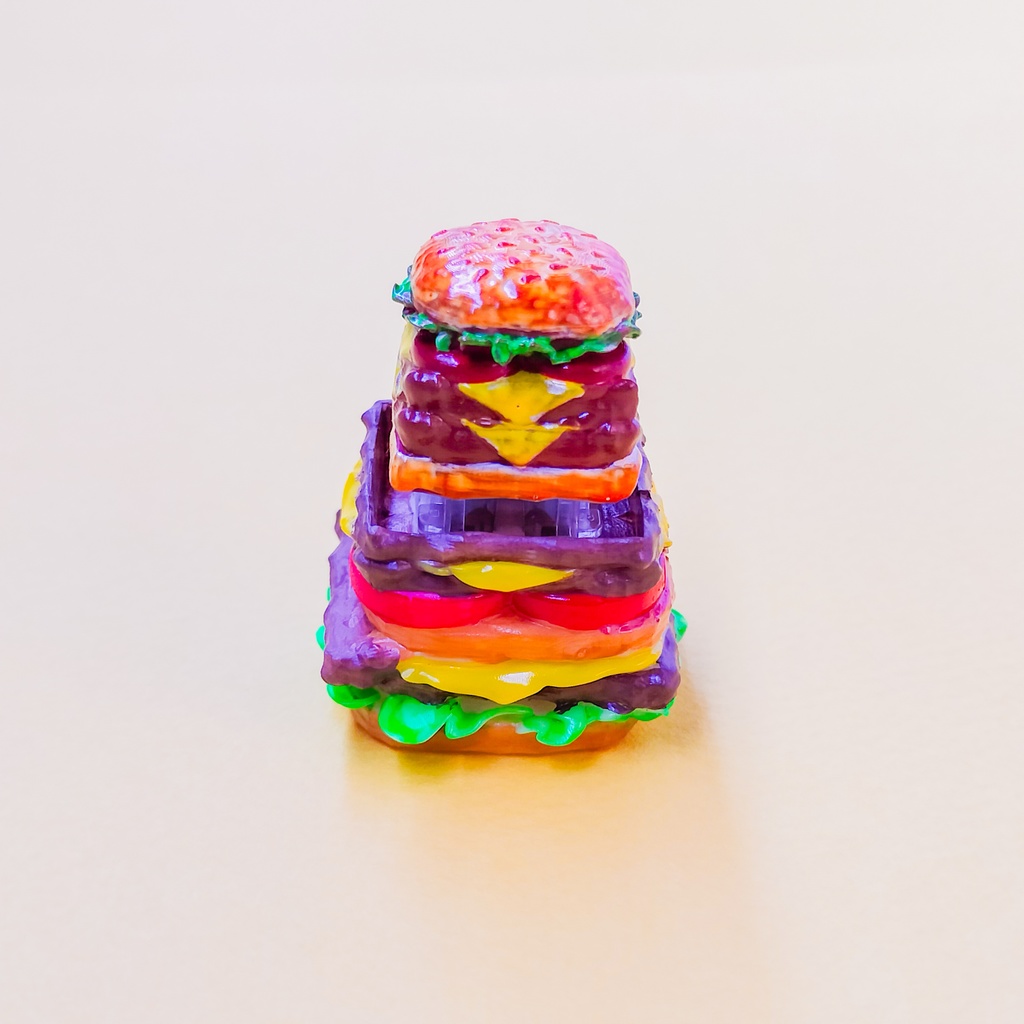 食欲そそる!ボリューミーなハンバーガーキーキャップ