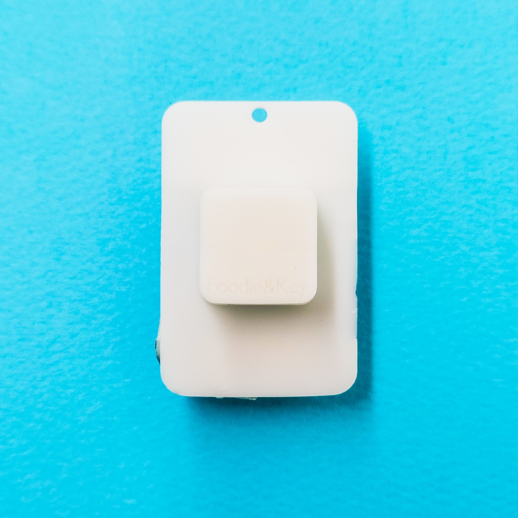 指先に噛みつく存在感!サメのキーキャップ