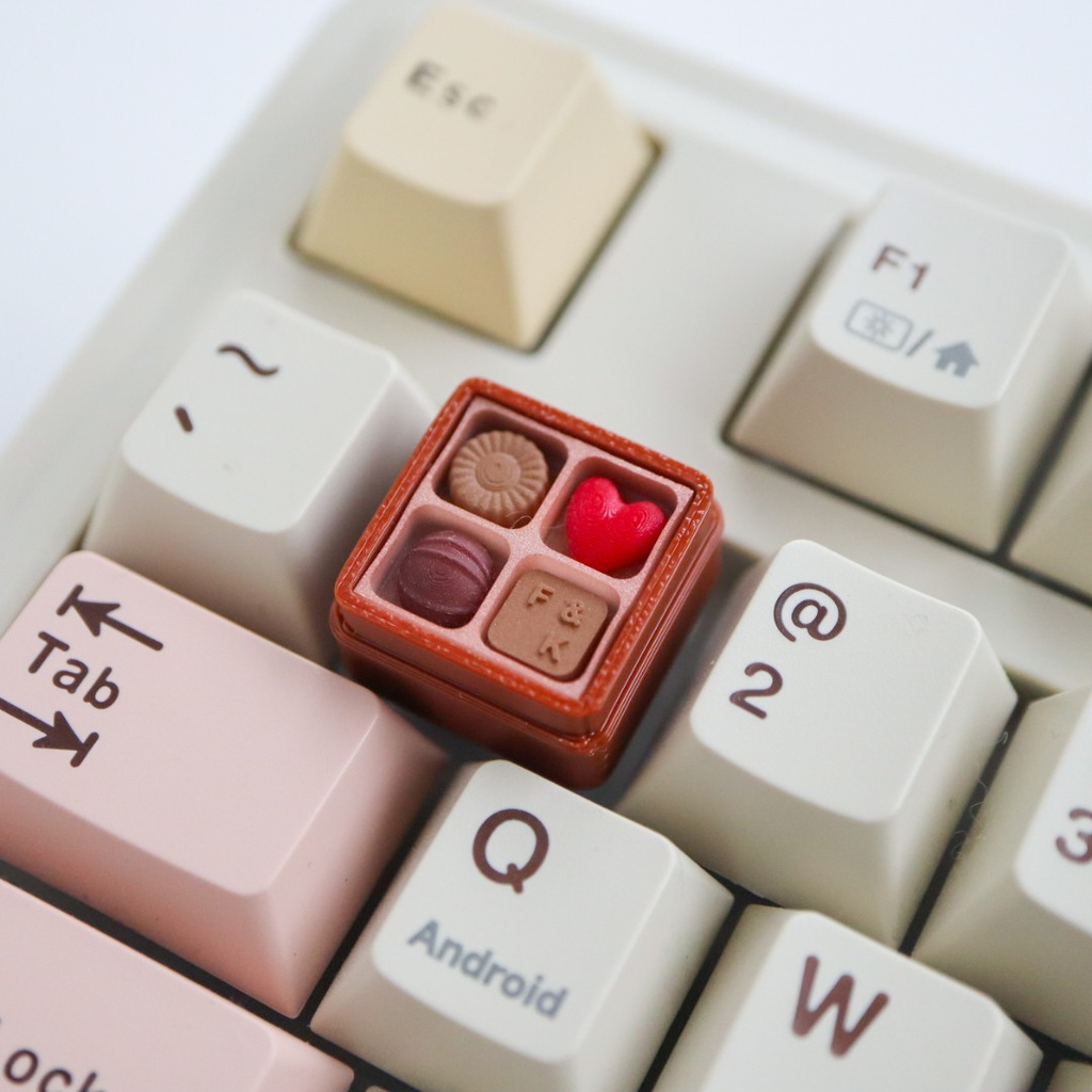 デスクに小さな幸せを。チョコレートボックスのキーキャップ