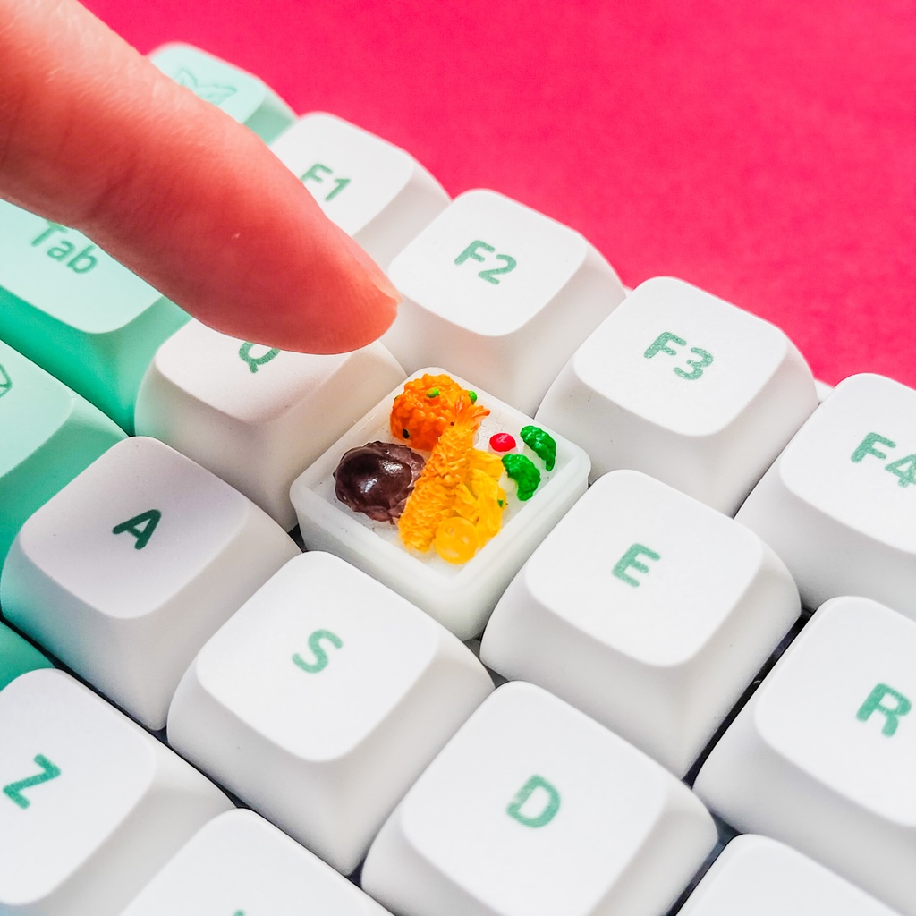 かわいさ満点!にこちゃんポテト付きお子様ランチキーキャップ