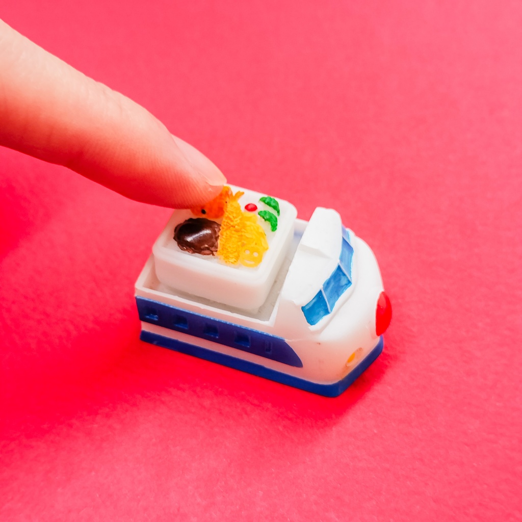 かわいさ満点!にこちゃんポテト付きお子様ランチキーキャップ