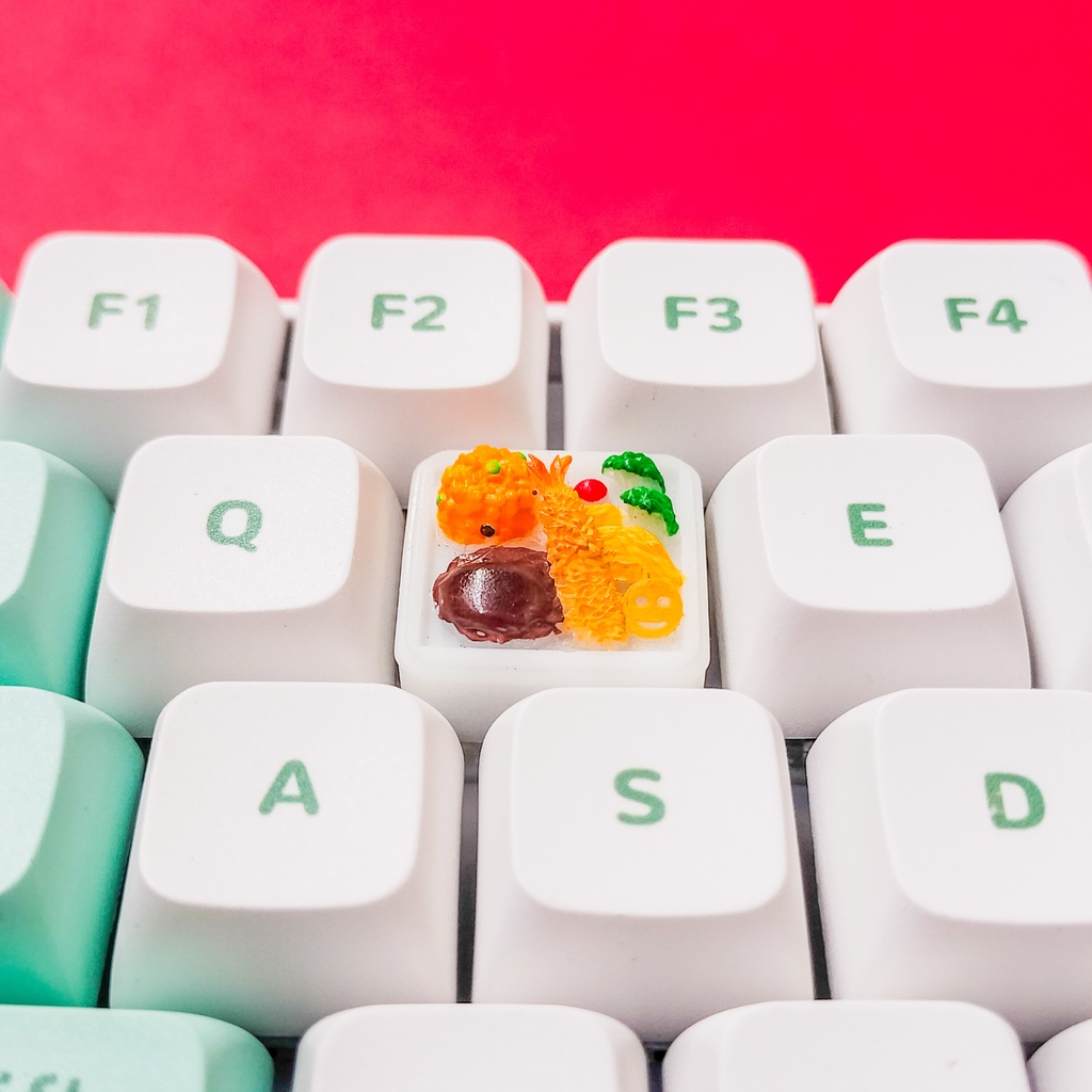 かわいさ満点!にこちゃんポテト付きお子様ランチキーキャップ