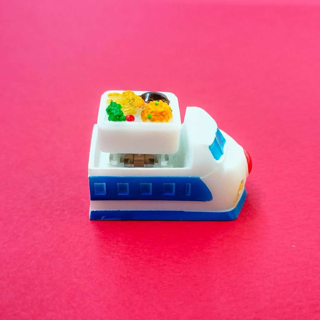 かわいさ満点!にこちゃんポテト付きお子様ランチキーキャップ