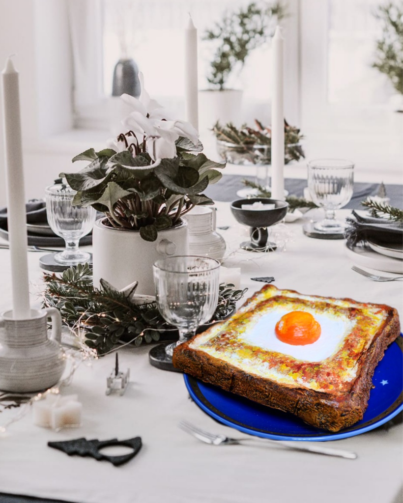 油絵 絵画 アートパネル【目玉トースト】