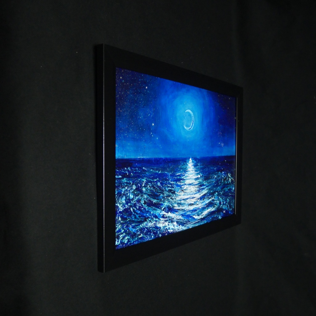 【油彩画 原画】「紺碧のセレナーデ」三日月と夏の夜海 A4サイズ・黒額縁付きアート【一点物】