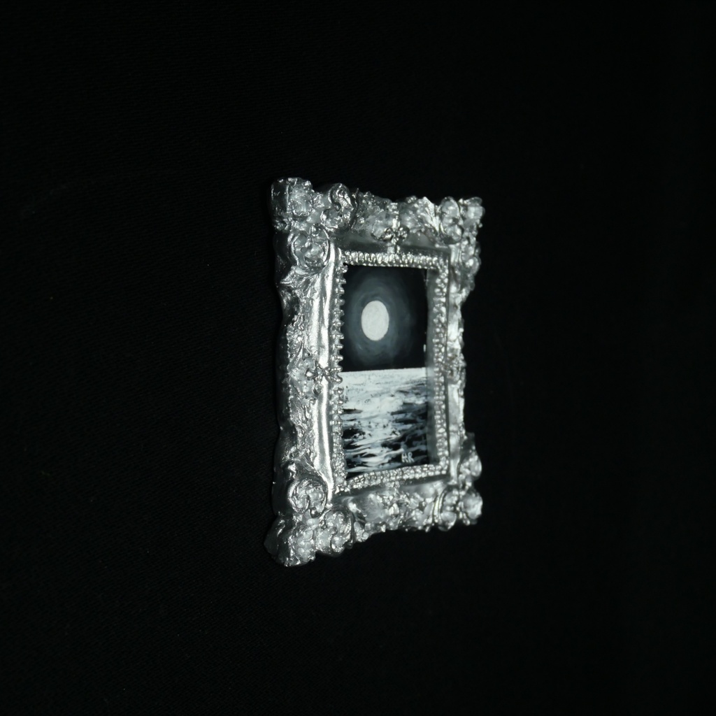 【油絵原画】銀の額縁に閉じ込めた満月【ミニ絵画/額装済】幻想アート・月夜・海・インテリア