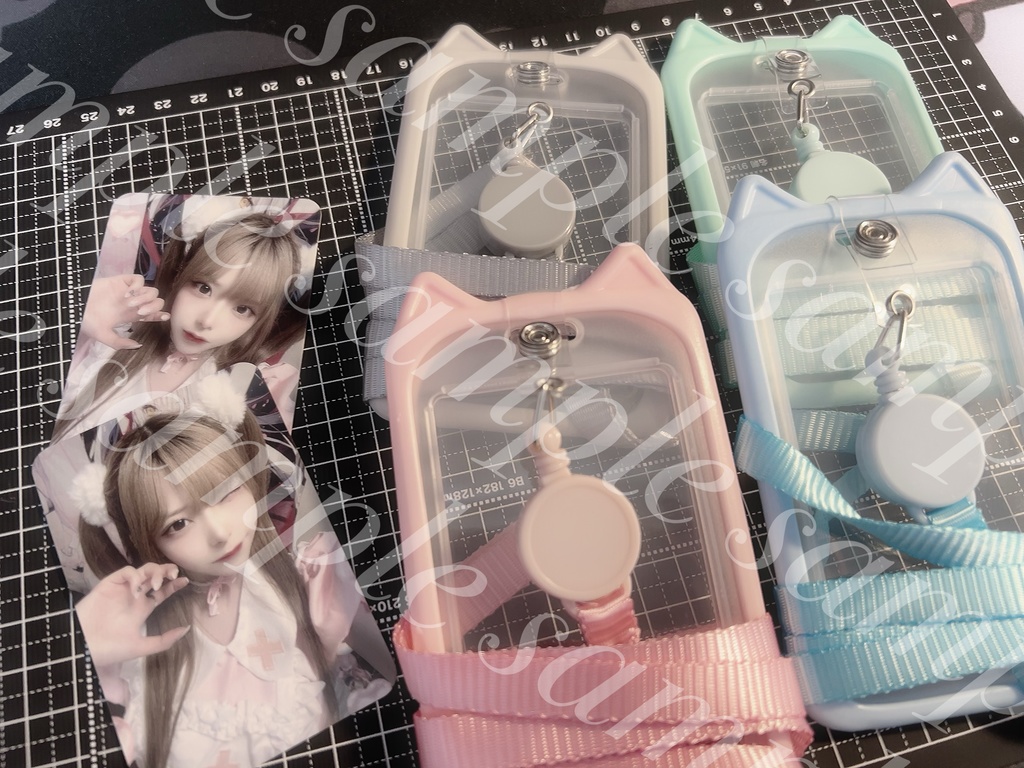 ケース付き両面トレカ