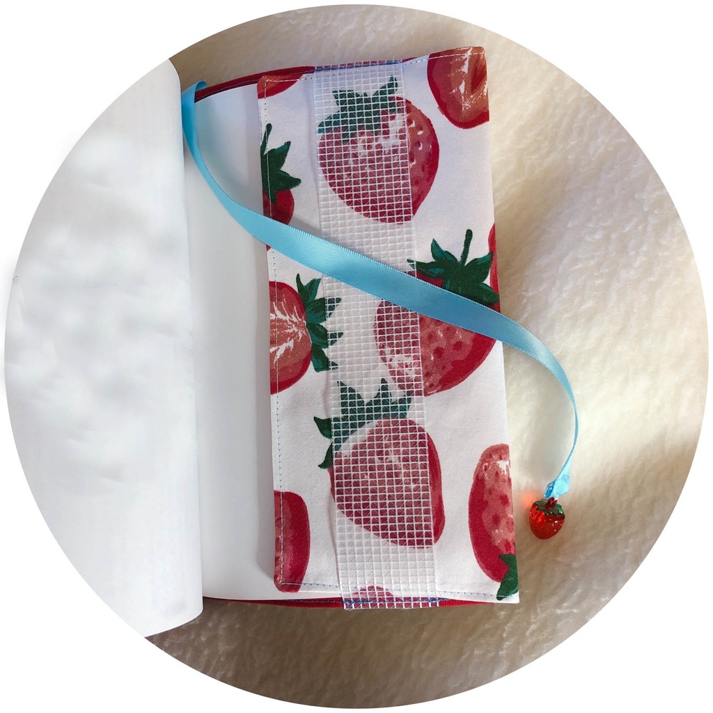 おかくご!ぼうし【A5】ブックカバー