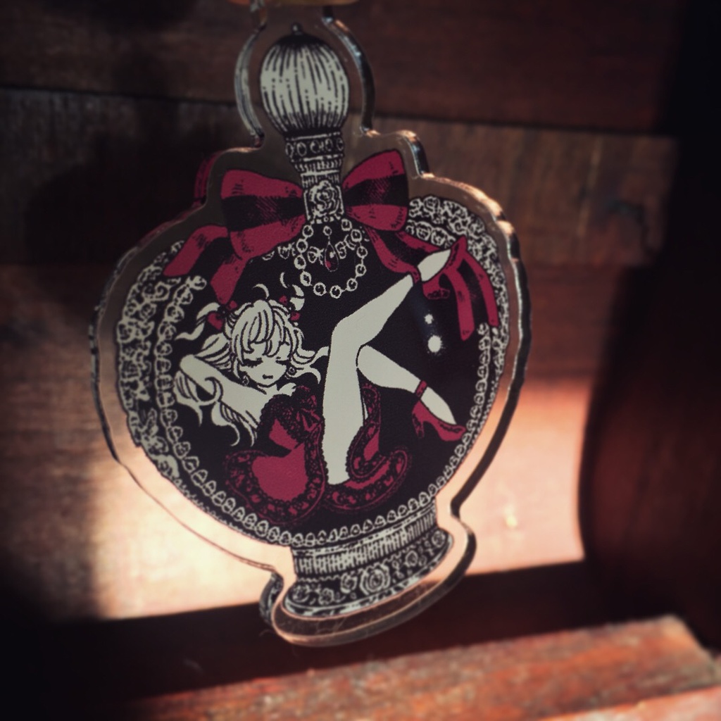 純正少女の瓶詰め香水 アクリルキーホルダー