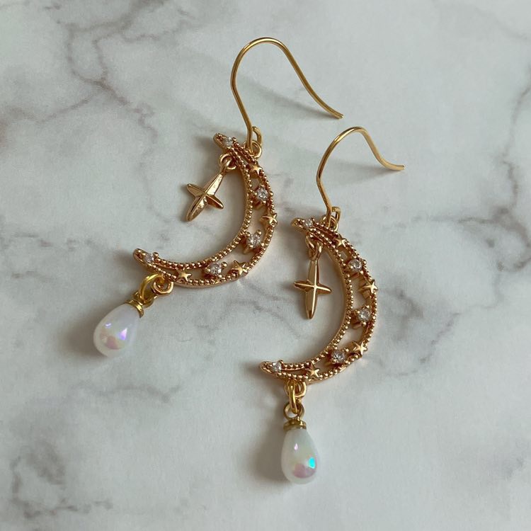 "Limited"Big Moon Pierced Earrings(postcard poem music)set